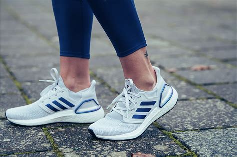 adidas geeft schoenen weg|Adidas hardloopschoenen dames.